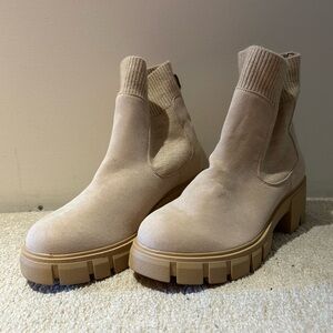 Torrid 11W Lug Sole Bootie Tan